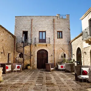Il Baglio Della Luna Relais Country house